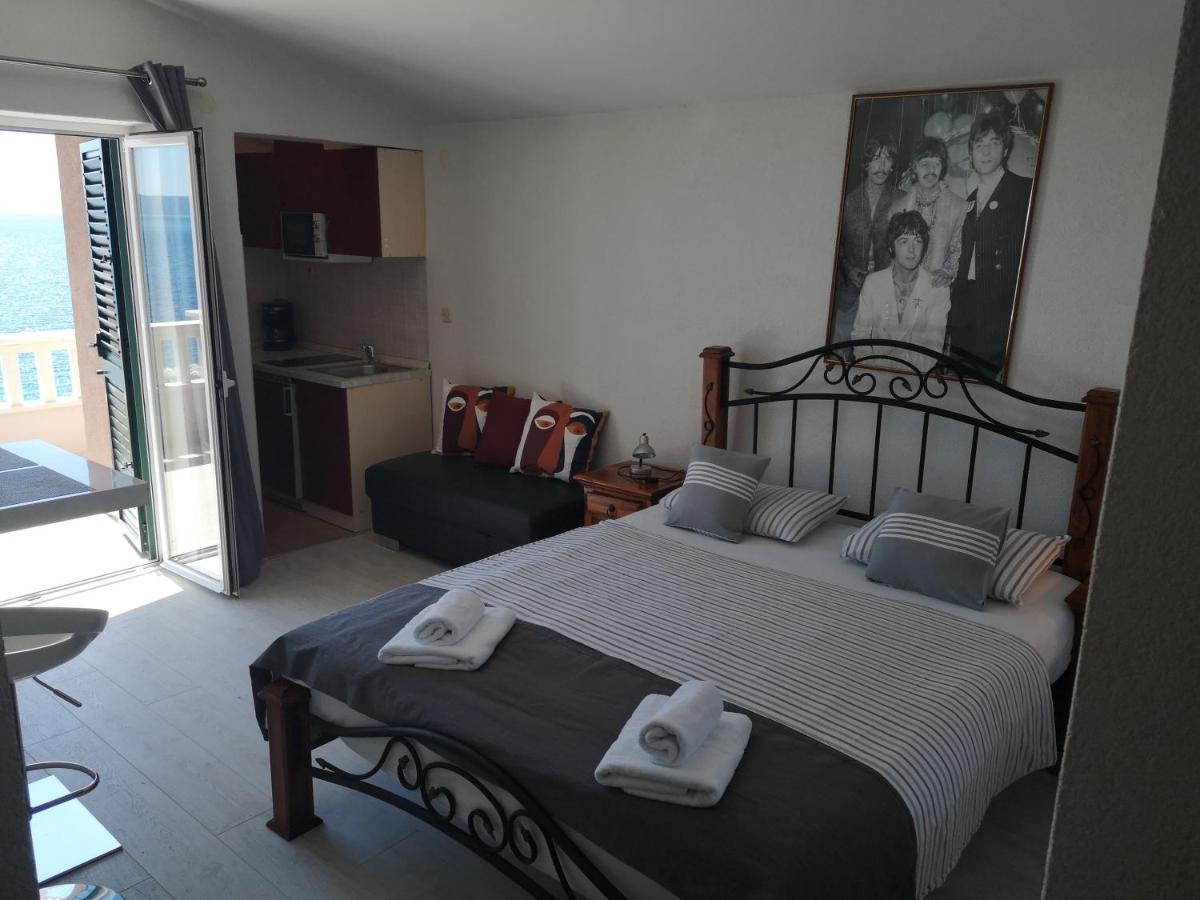 Apartmani California ポドゥゴラ エクステリア 写真