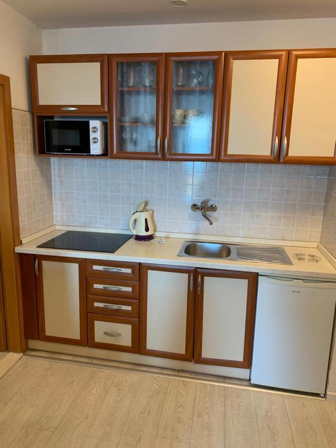 Apartmani California ポドゥゴラ エクステリア 写真